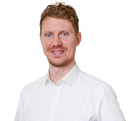 Rob Macnee profile picture